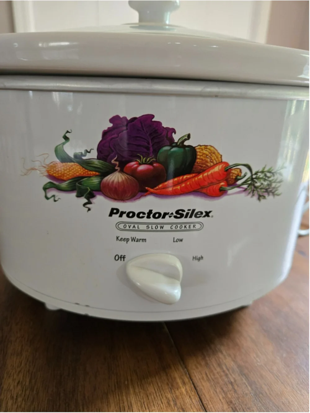 Vintage 1998 Proctor Silex Slow Cooker 4QTS Oval White - Vegetables 33375A